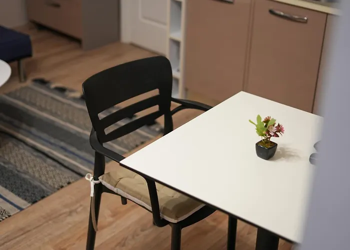 Near Center App 2 Appartement *